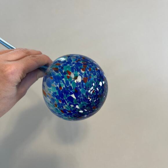 Set of three Aqua Globes Glass Plant Watering Bulbs Blue Green Red - Picture 3 of 10